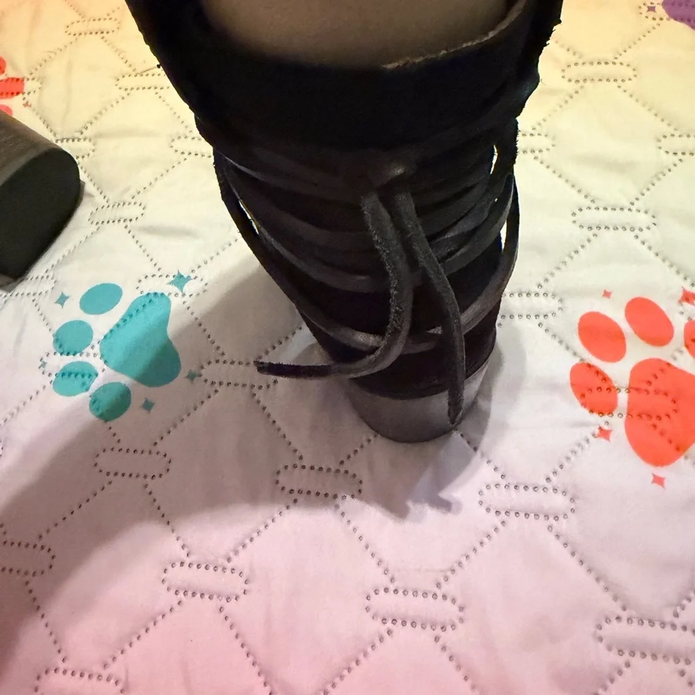 Freebird Black Heeled Boots - Picture 5 of 8